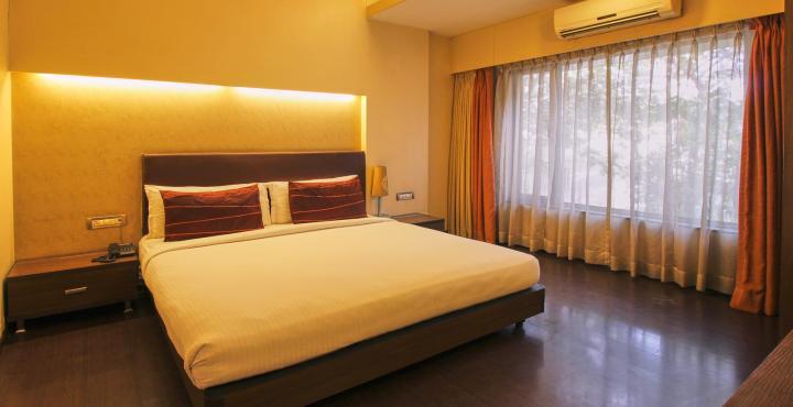 Centurion Inn Pune Extérieur photo