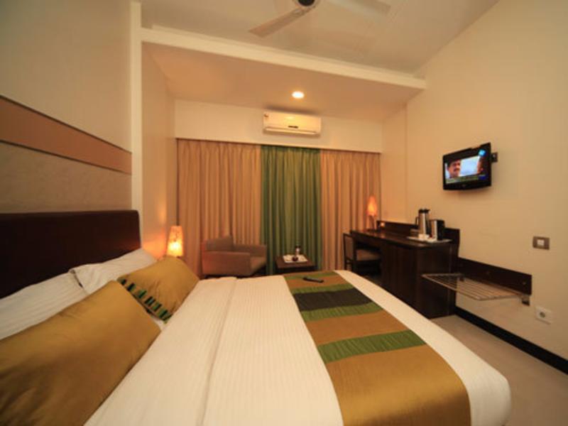 Centurion Inn Pune Extérieur photo